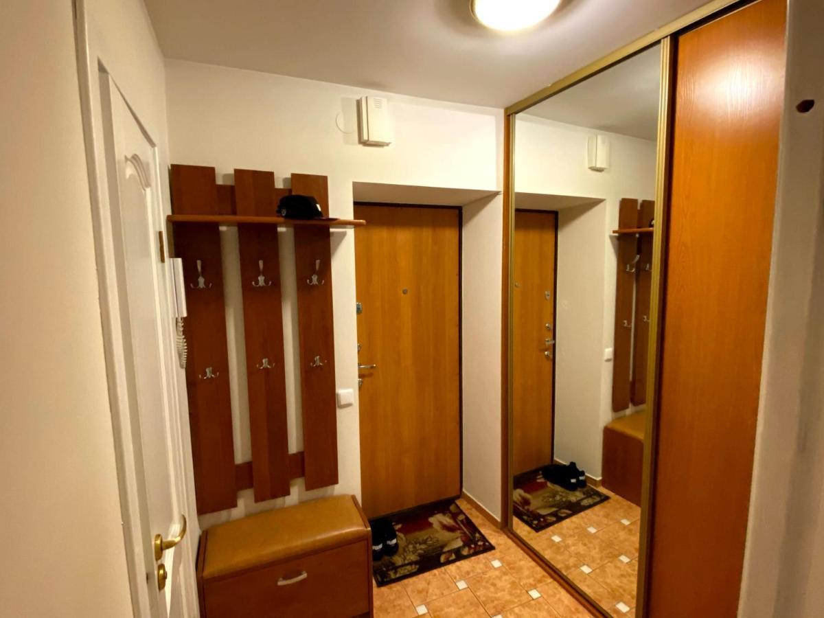 Your Home - Central Studio Apartment, Balcony, Parking & Self Check-In Аеропорт Вільнюс Екстер'єр фото